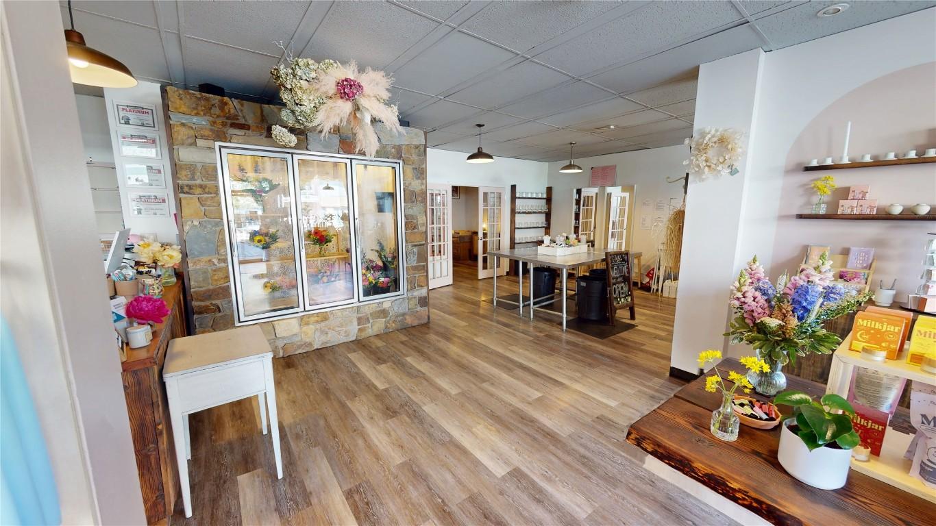 









24


10th

Avenue,
Cranbrook,




BC
V1C 2M8

