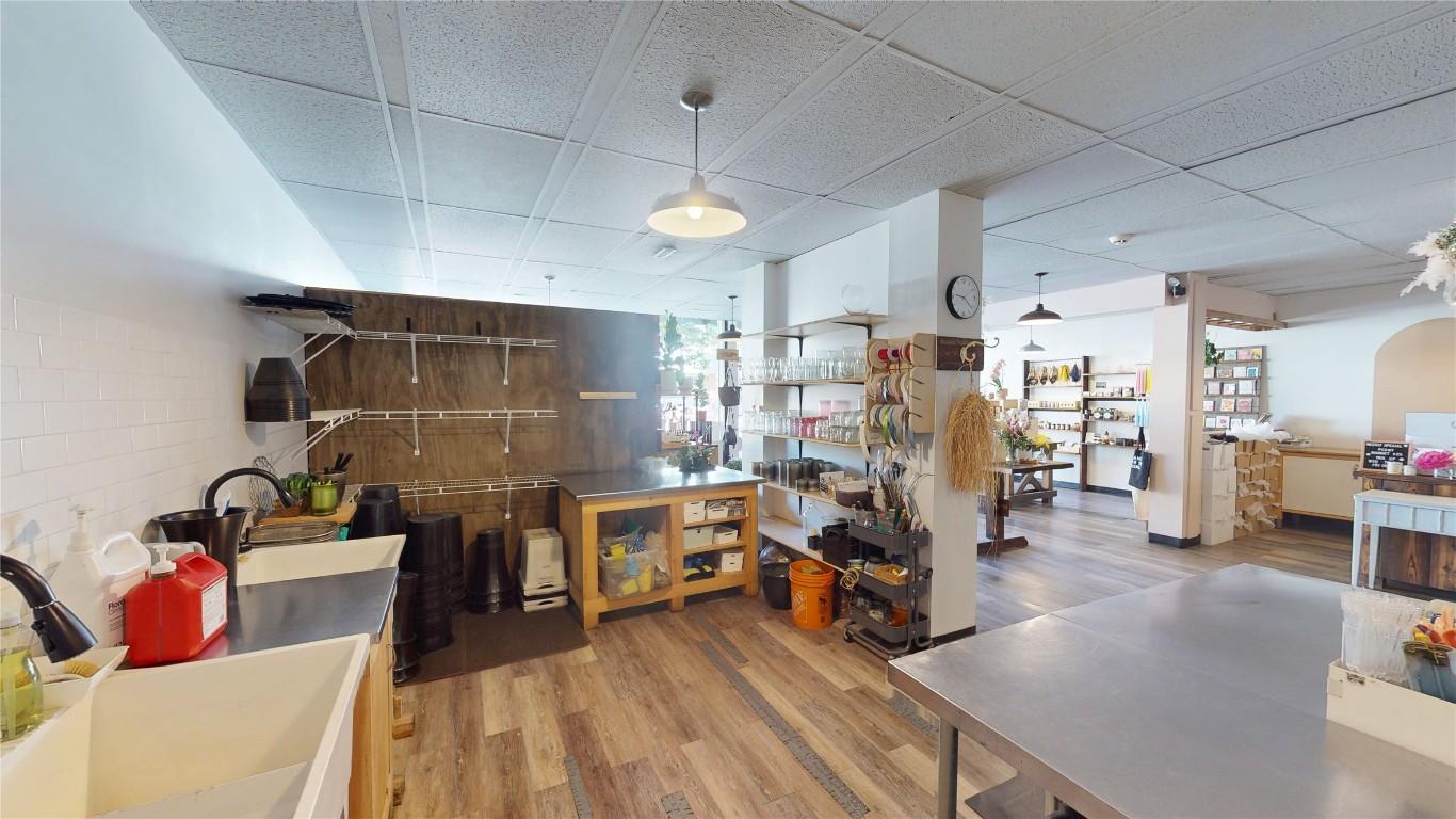 









24


10th

Avenue,
Cranbrook,




BC
V1C 2M8

