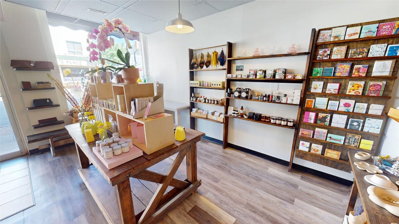 









24


10th

Avenue,
Cranbrook,




BC
V1C 2M8

