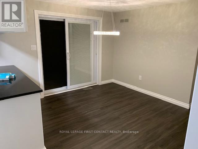 












312 BARNETT AVENUE

,
Midland,




Ontario
L4R4Z8

