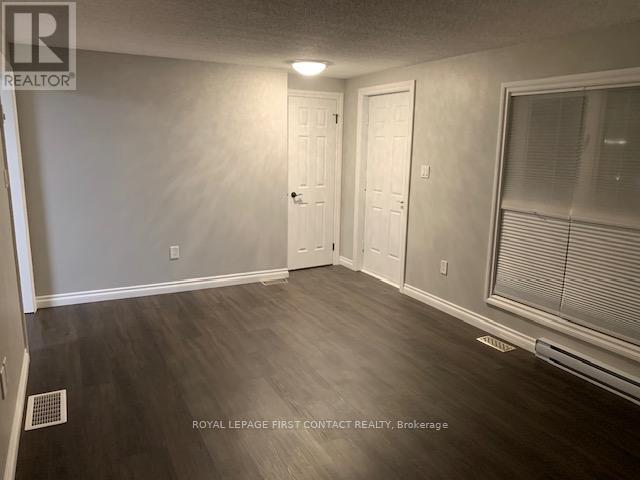 












312 BARNETT AVENUE

,
Midland,




Ontario
L4R4Z8

