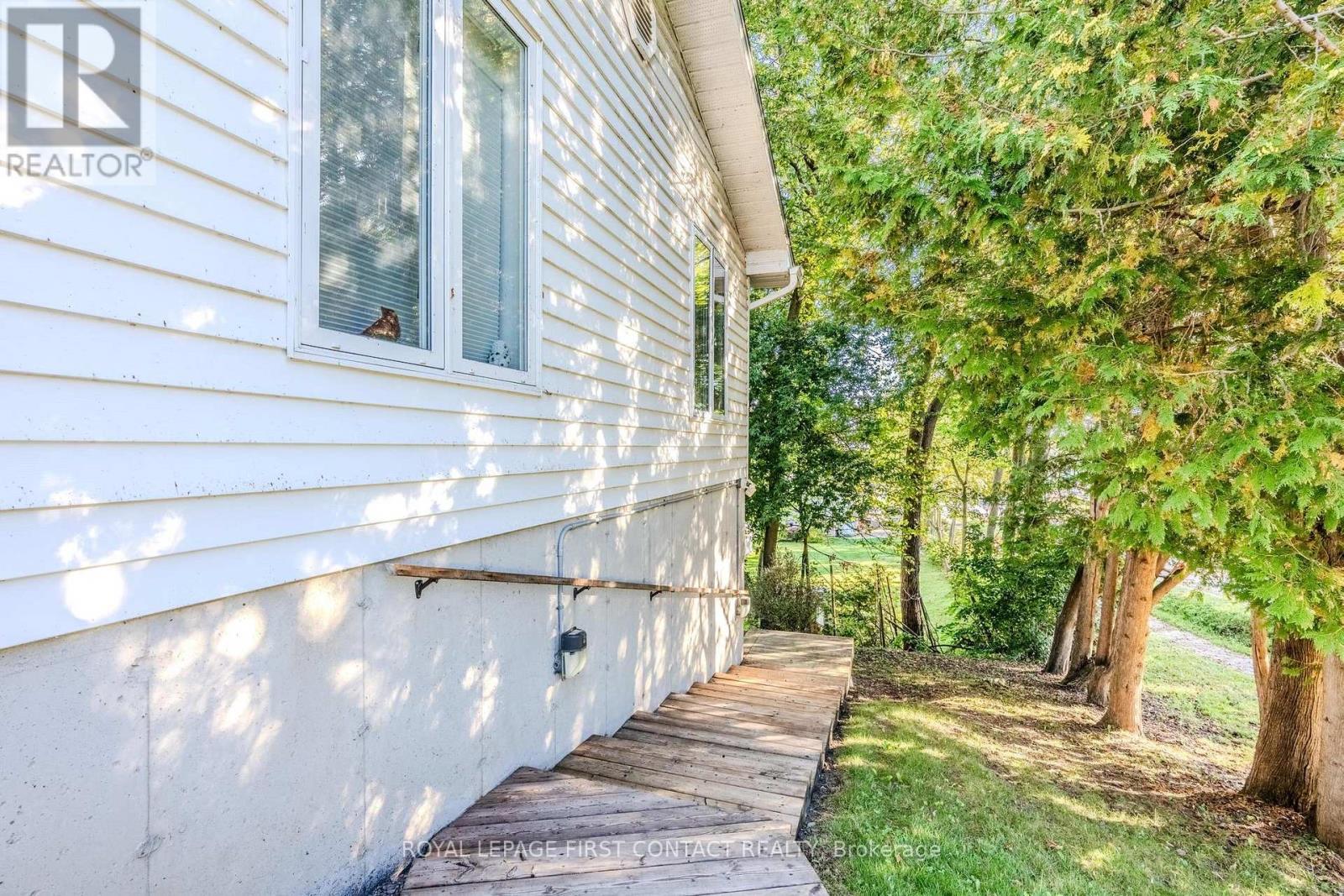 












312 BARNETT AVENUE

,
Midland,




Ontario
L4R4Z8

