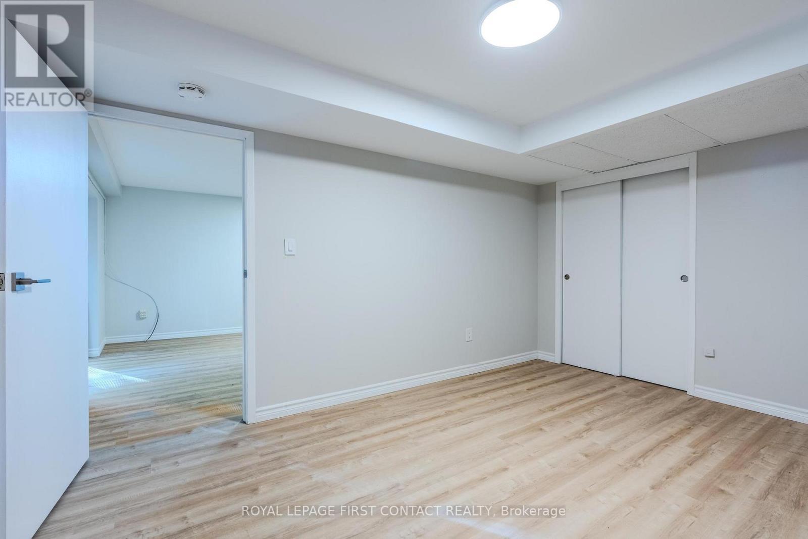 












312 BARNETT AVENUE

,
Midland,




Ontario
L4R4Z8

