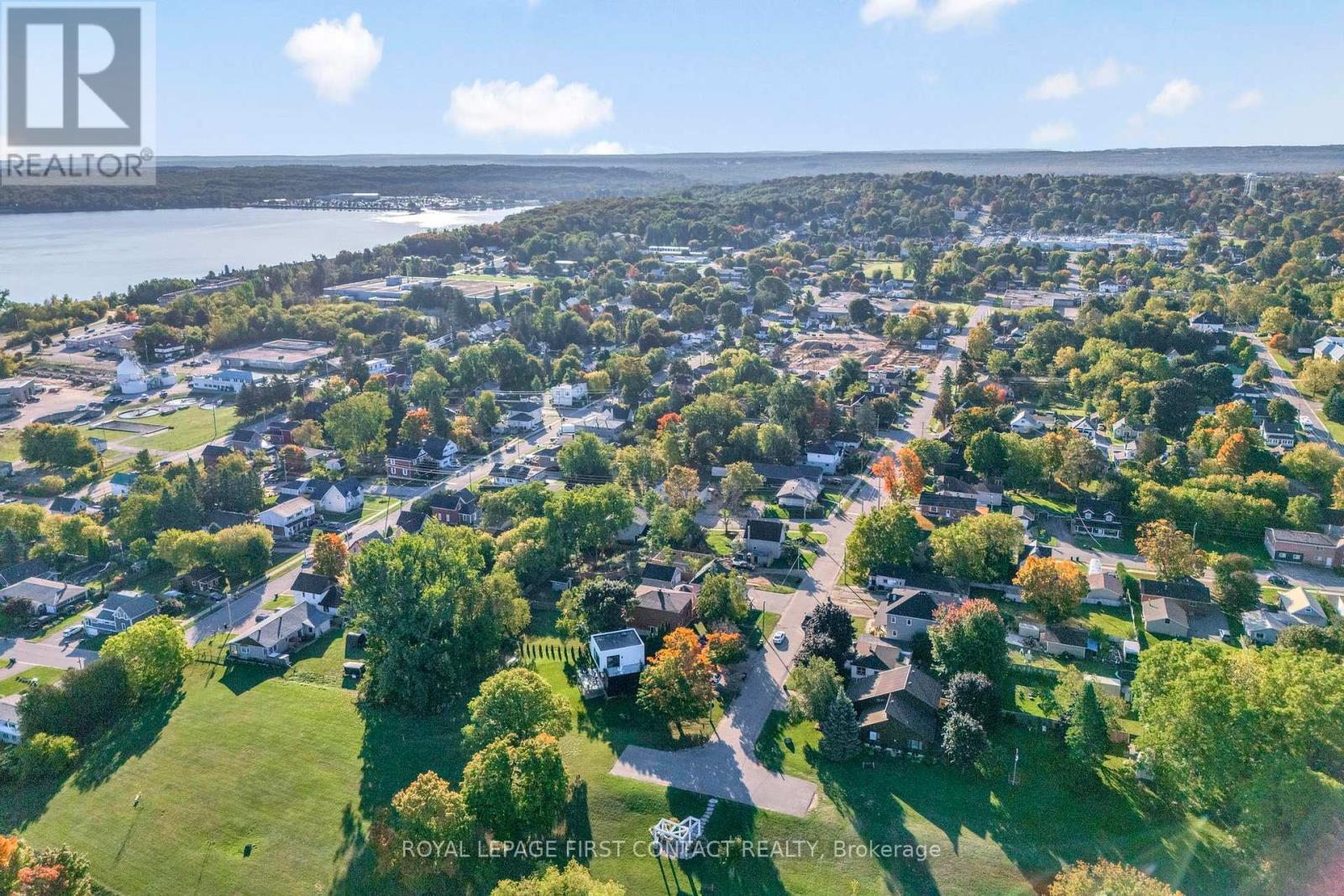 












312 BARNETT AVENUE

,
Midland,




Ontario
L4R4Z8

