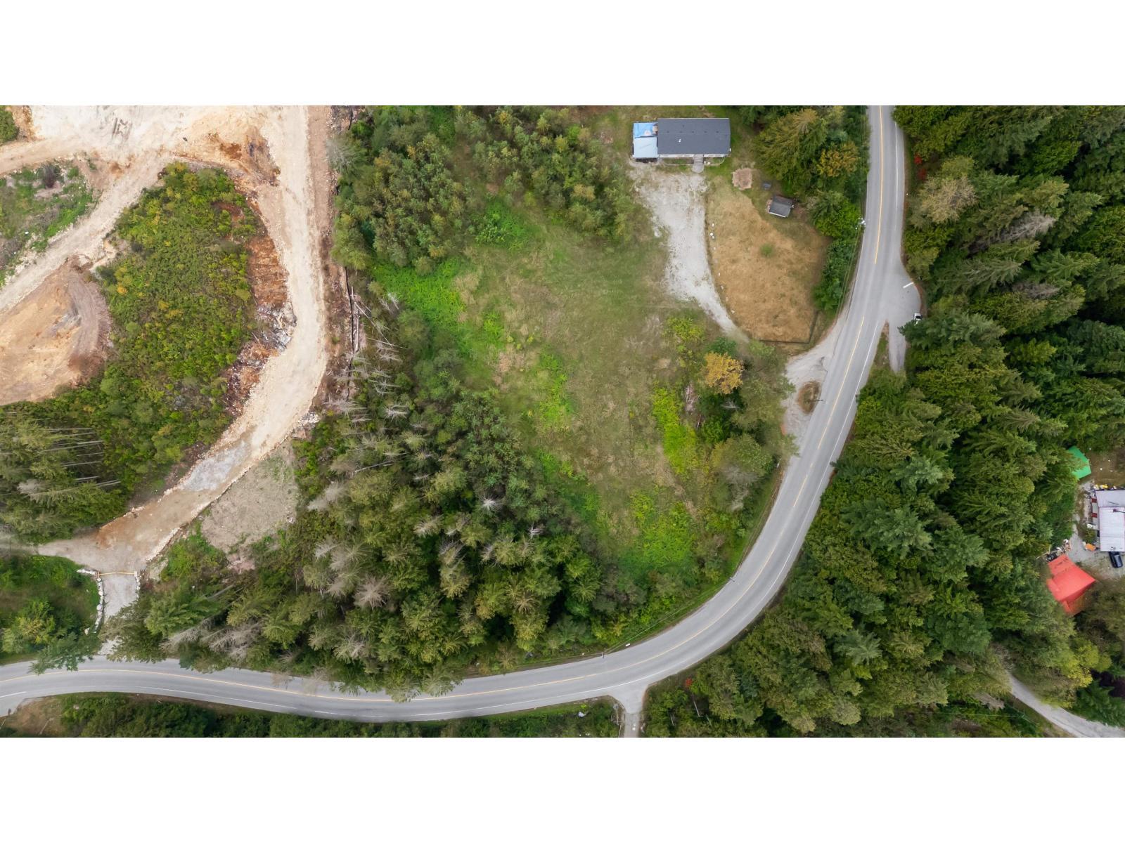 












32482 DEWDNEY TRUNK ROAD

,
Mission,







British Columbia
V2V7E8

