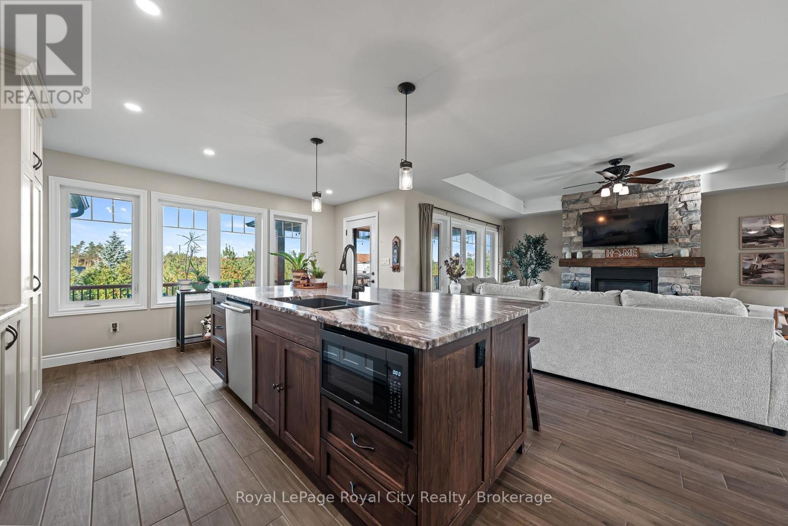 












103 MARSHALL HEIGHTS ROAD

,
West Grey,




Ontario
N0G1R0

