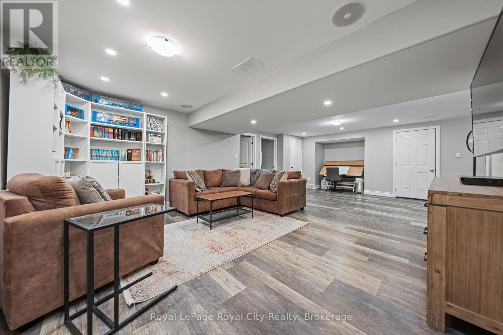 












103 MARSHALL HEIGHTS ROAD

,
West Grey,




Ontario
N0G1R0

