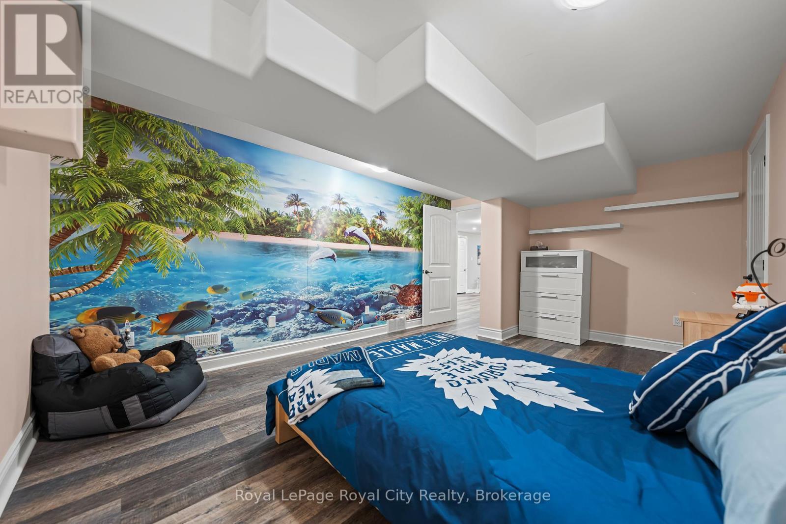 












103 MARSHALL HEIGHTS ROAD

,
West Grey,




Ontario
N0G1R0

