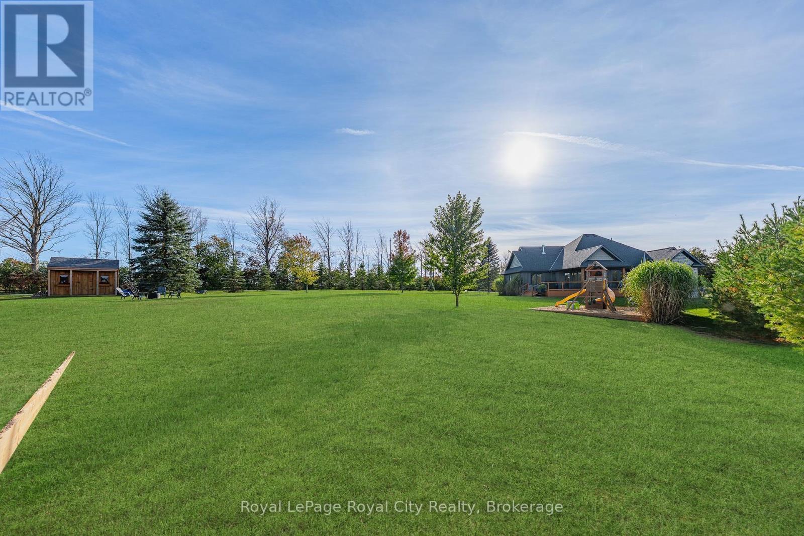 












103 MARSHALL HEIGHTS ROAD

,
West Grey,




Ontario
N0G1R0

