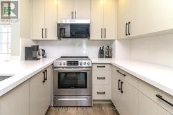 162 Settlers Way #22