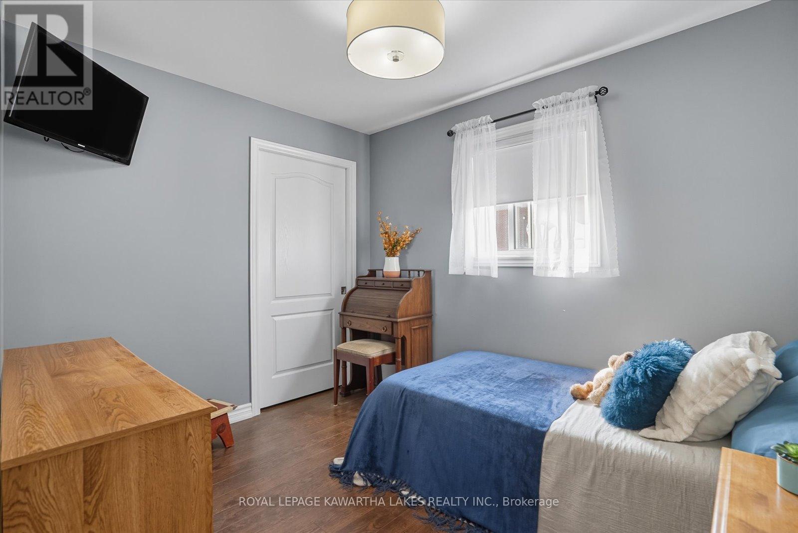 












18 MARY STREET W

,
Kawartha Lakes (Lindsay),




Ontario
K9V2N4

