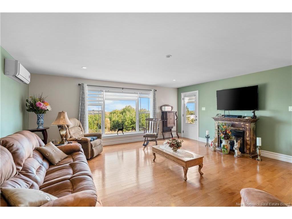 









104


Chemin Laplante

,
Laplante,




NB
E8J 1Z4

