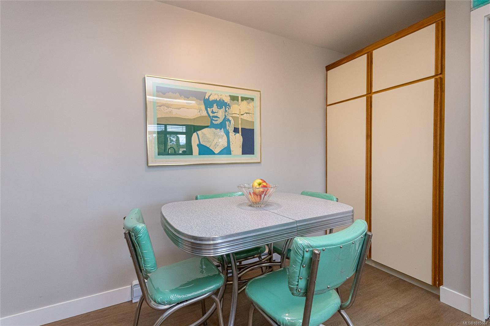 









2700


Hamilton

Rd,
Victoria,




BC
V8R 2Y4

