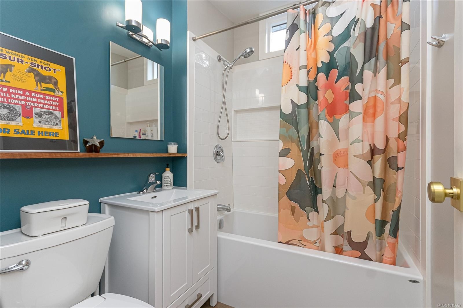 









2700


Hamilton

Rd,
Victoria,




BC
V8R 2Y4


