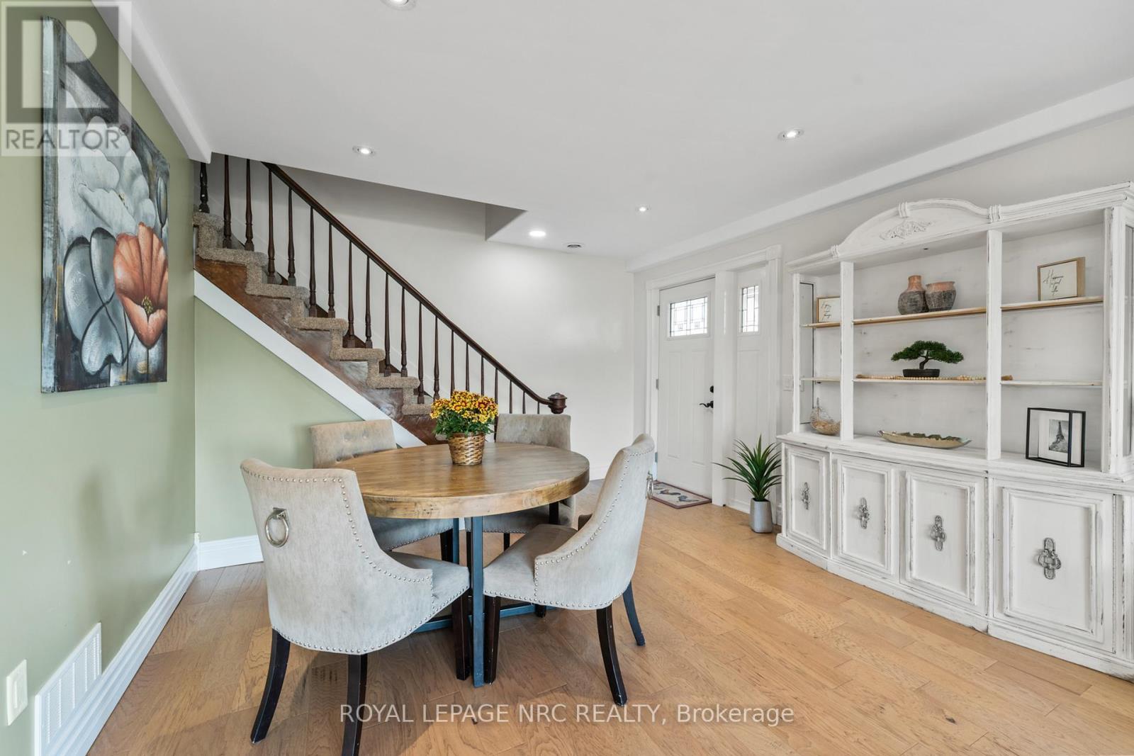 












4692 GILMORE ROAD

,
Fort Erie (Mulgrave),




Ontario
L0S1N0


