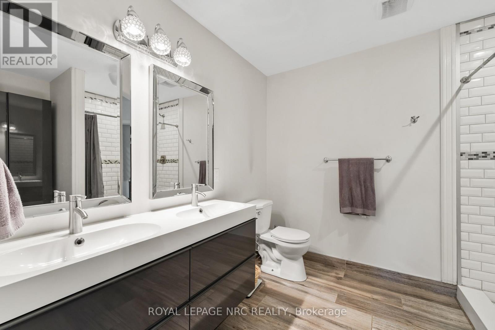 












4692 GILMORE ROAD

,
Fort Erie (Mulgrave),




Ontario
L0S1N0

