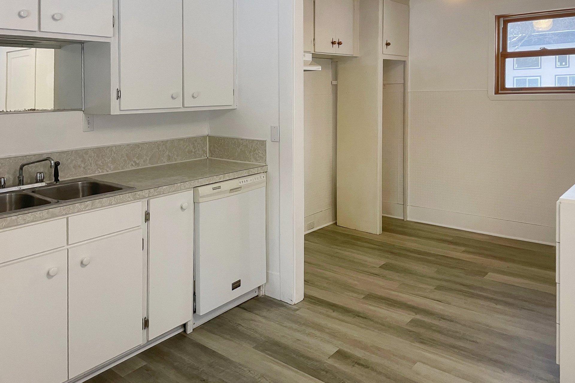 









14

 - 14B


Rue Élisabeth

,
Bedford - Ville,




QC
J0J1A0

