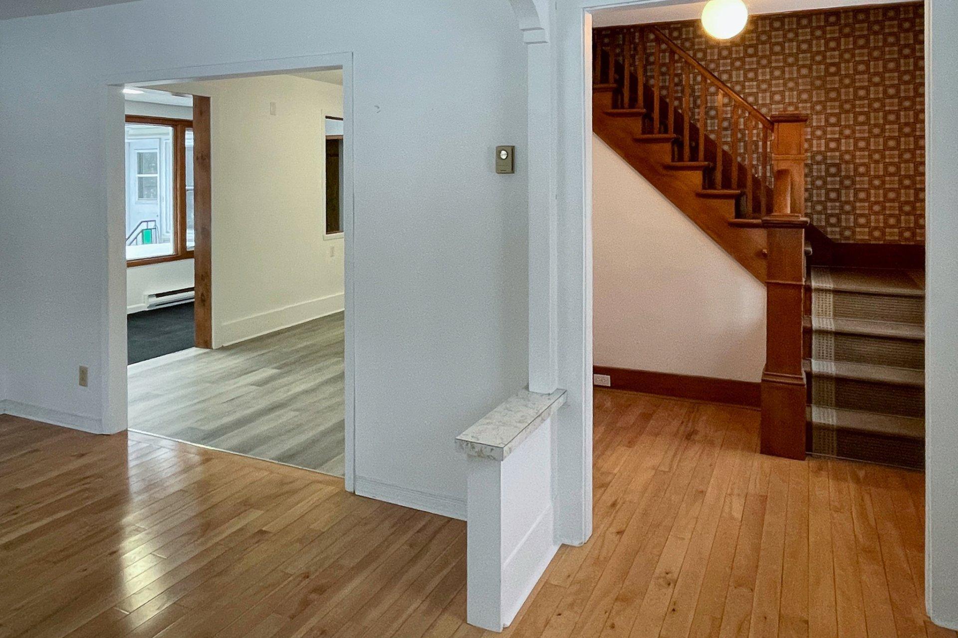 









14

 - 14B


Rue Élisabeth

,
Bedford - Ville,




QC
J0J1A0

