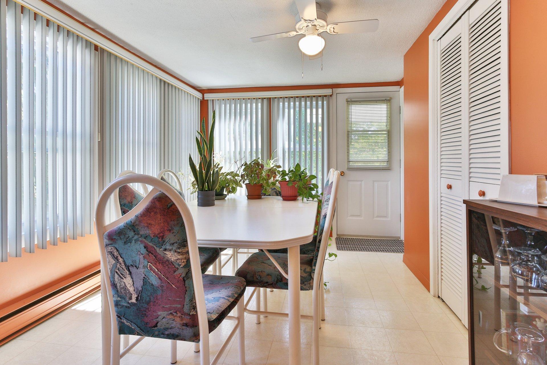 









14

 - 14B


Rue Élisabeth

,
Bedford - Ville,




QC
J0J1A0

