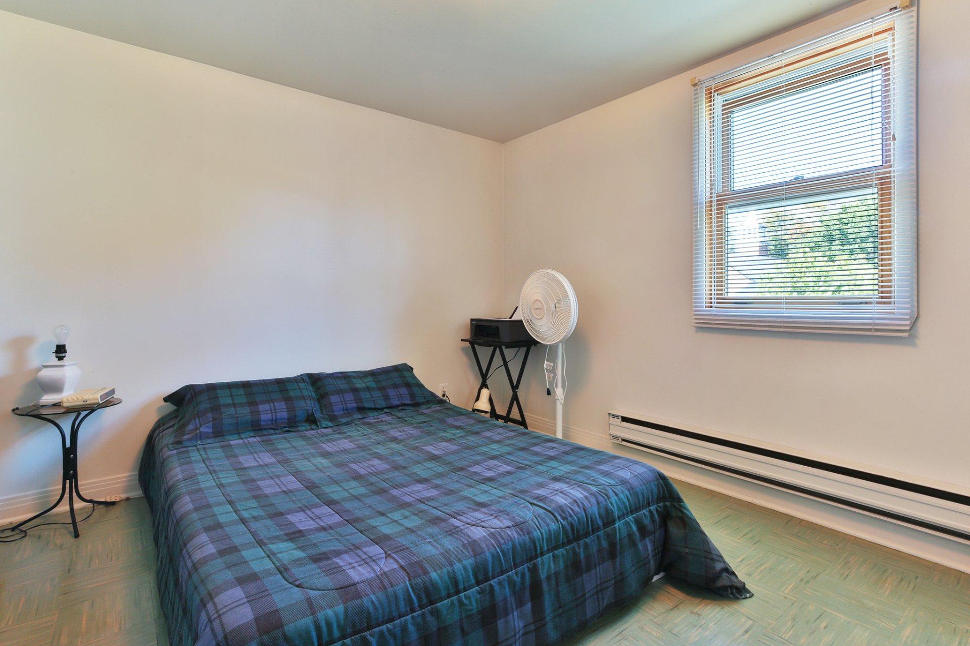 









14

 - 14B


Rue Élisabeth

,
Bedford - Ville,




QC
J0J1A0

