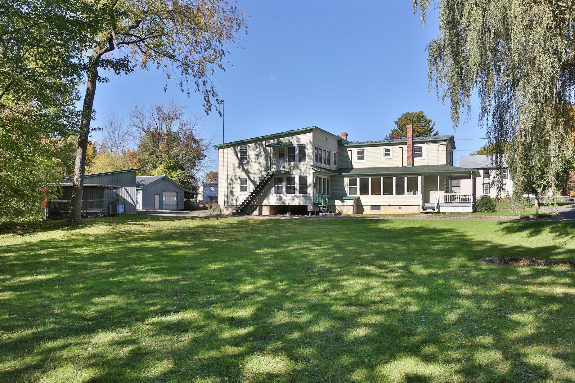 









14

 - 14B


Rue Élisabeth

,
Bedford - Ville,




QC
J0J1A0

