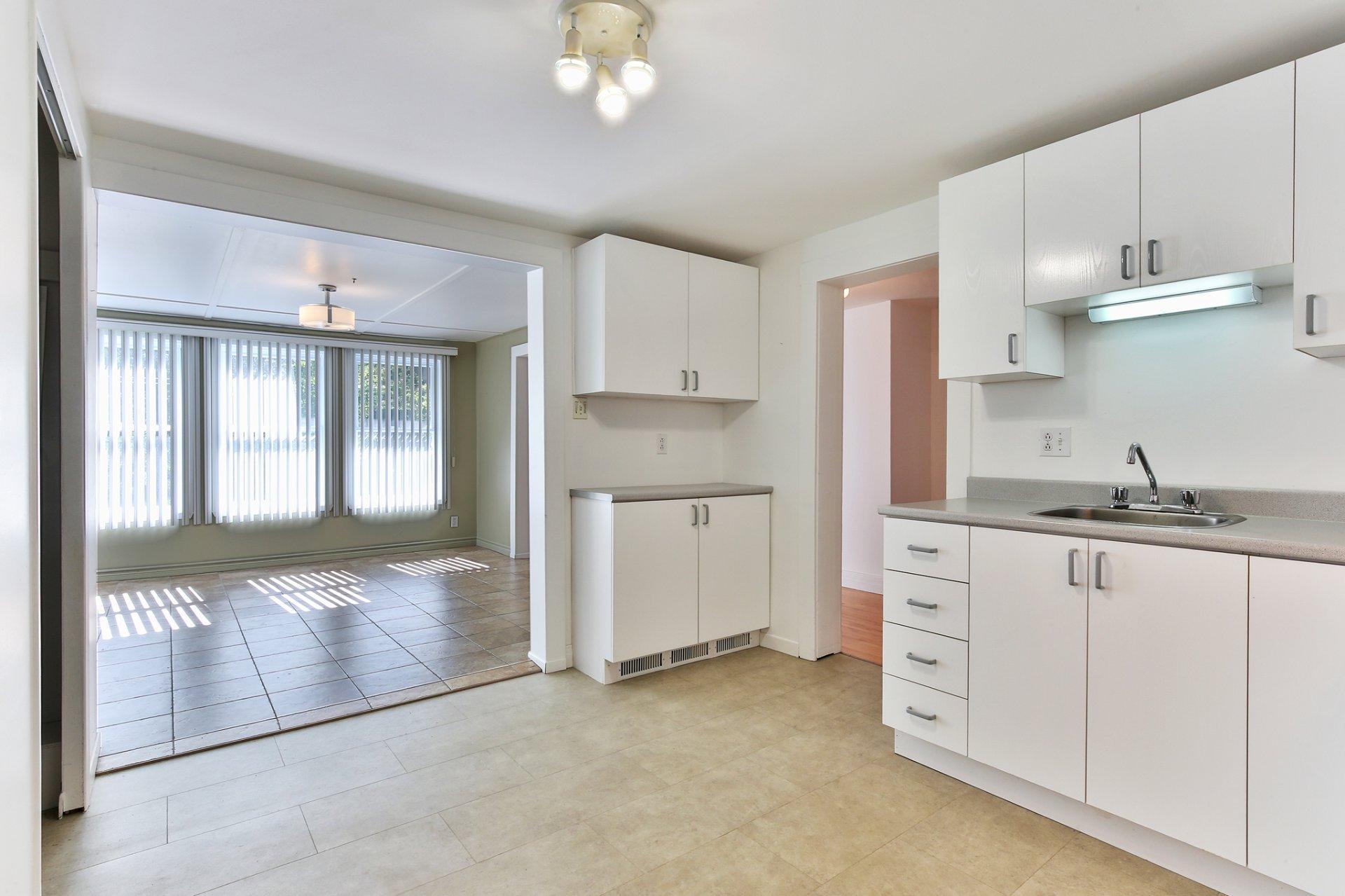 









14

 - 14B


Rue Élisabeth

,
Bedford - Ville,




QC
J0J1A0

