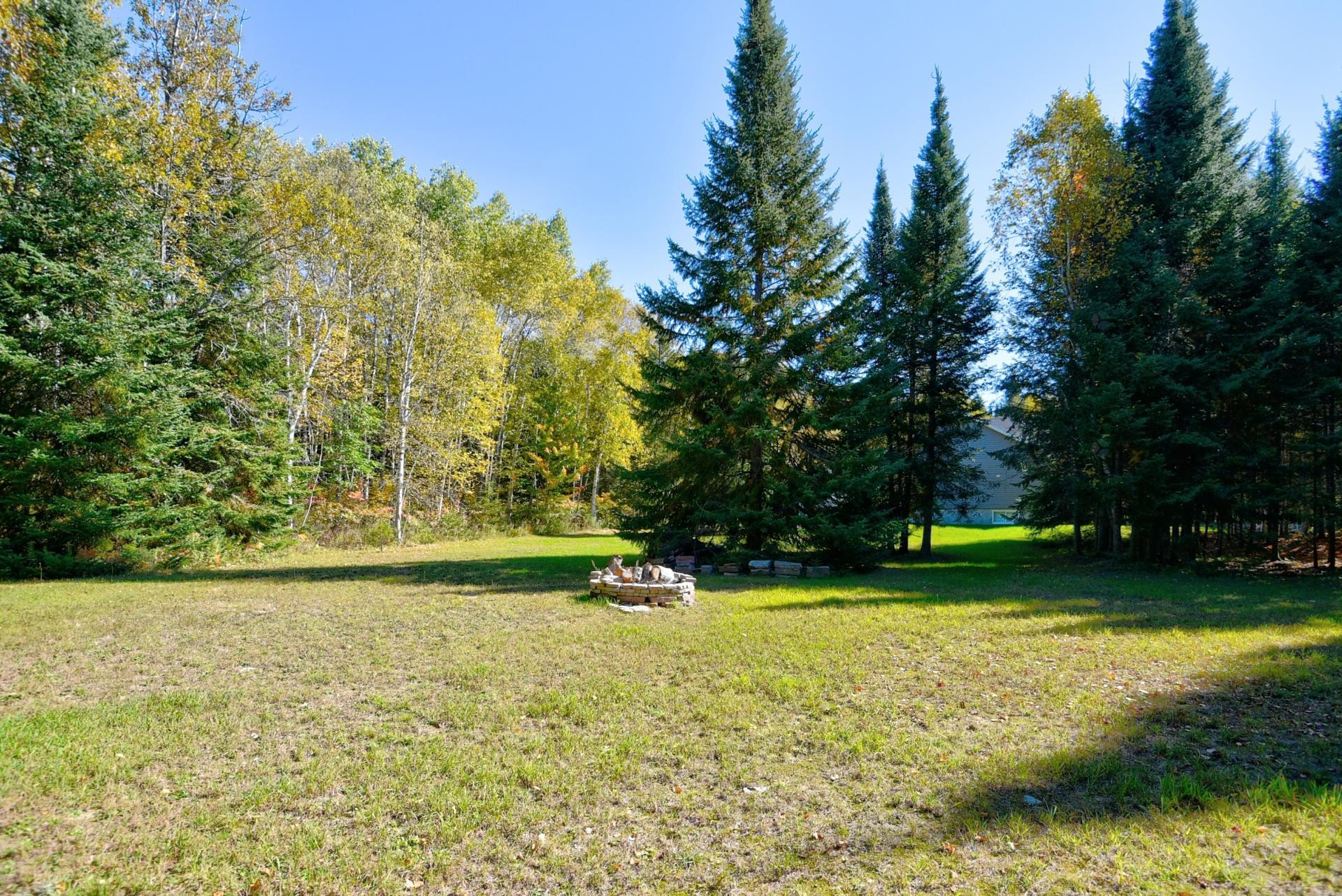 









172


Ch. du Domaine

,
Saint-Michel-des-Saints,




QC
J0K3B0


