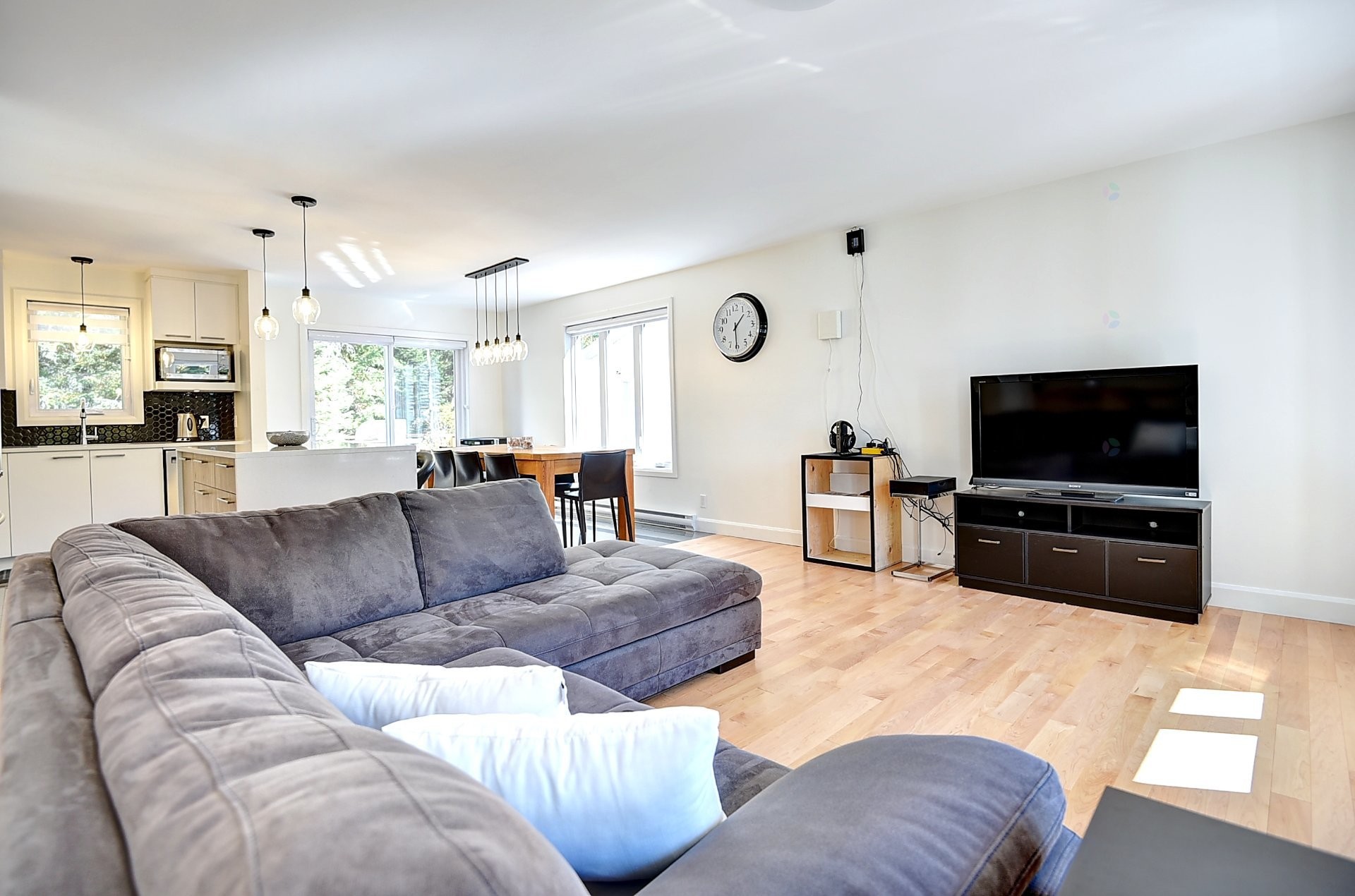 









172


Ch. du Domaine

,
Saint-Michel-des-Saints,




QC
J0K3B0

