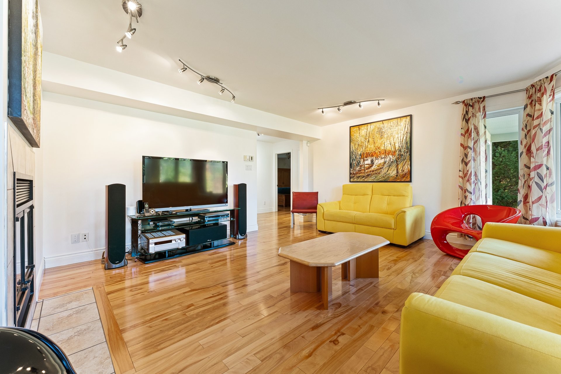 









34


Rue des Tangaras

,
Orford,




QC
J1X0B9

