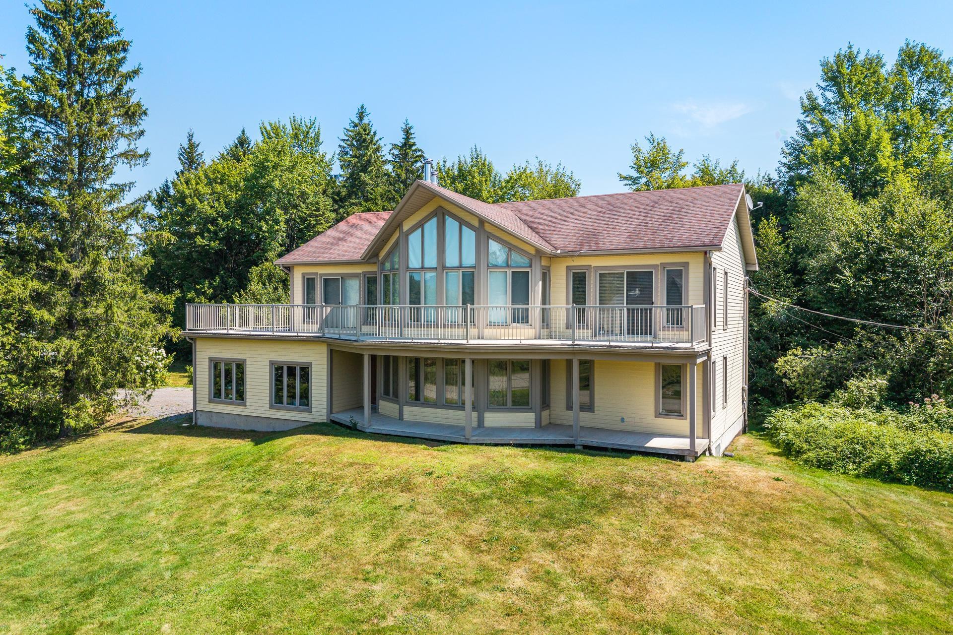 









34


Rue des Tangaras

,
Orford,




QC
J1X0B9

