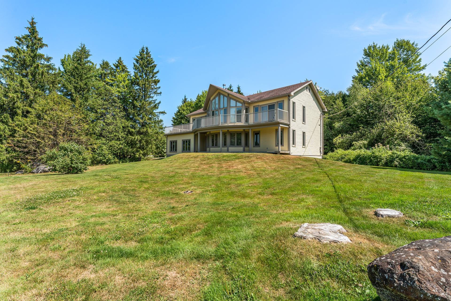 









34


Rue des Tangaras

,
Orford,




QC
J1X0B9

