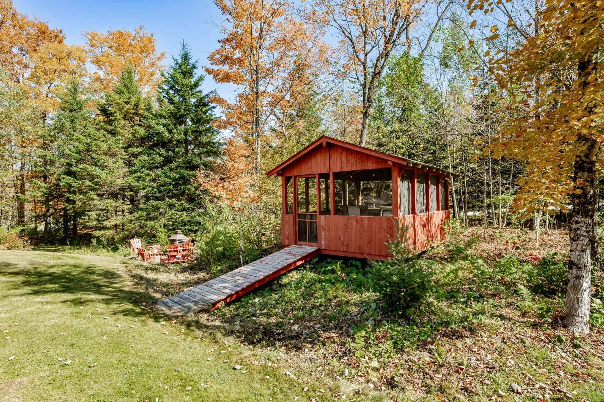 









24


Ch. du Soleil-Levant

,
Bolton-Est,




QC
J0E1G0

