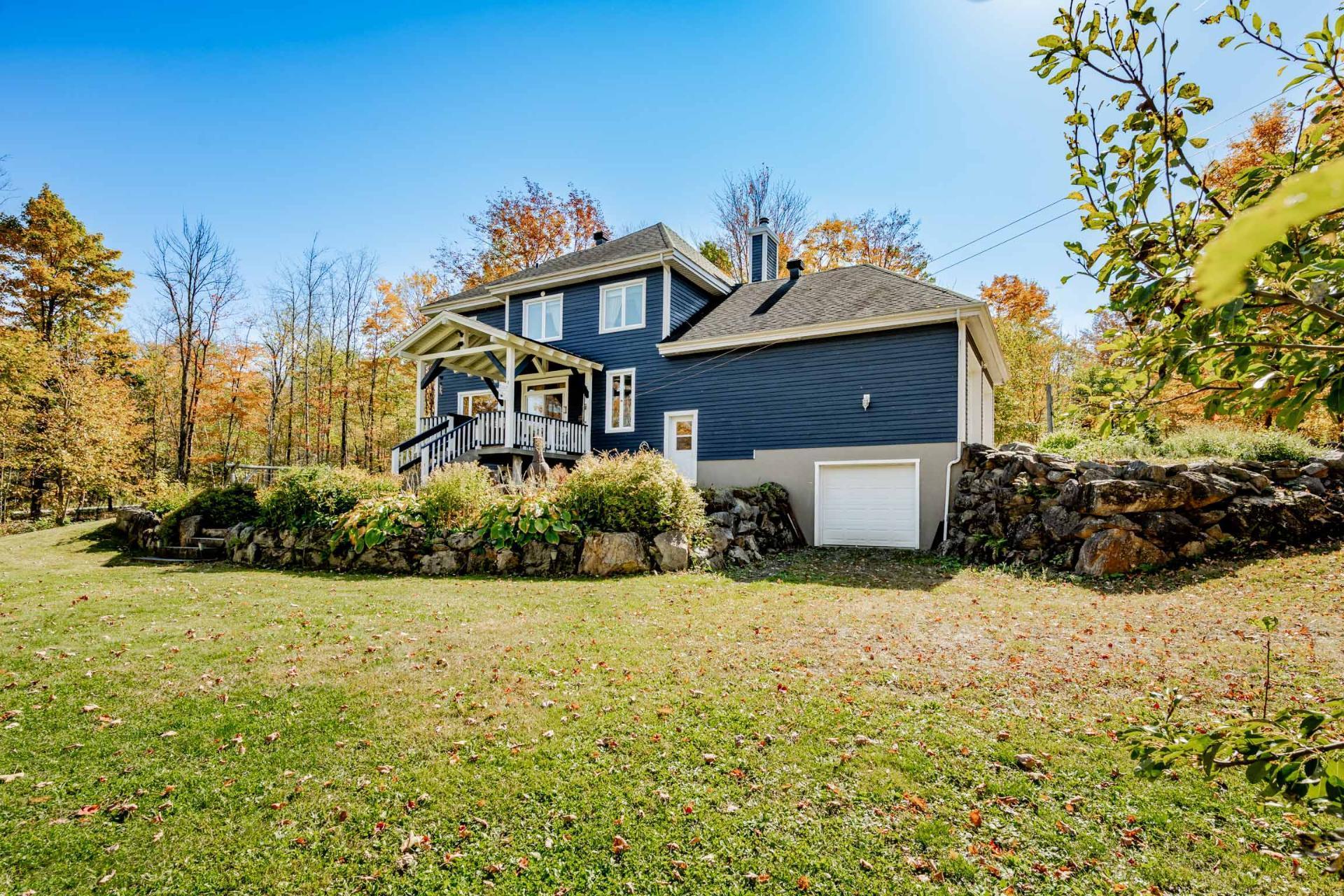 









24


Ch. du Soleil-Levant

,
Bolton-Est,




QC
J0E1G0

