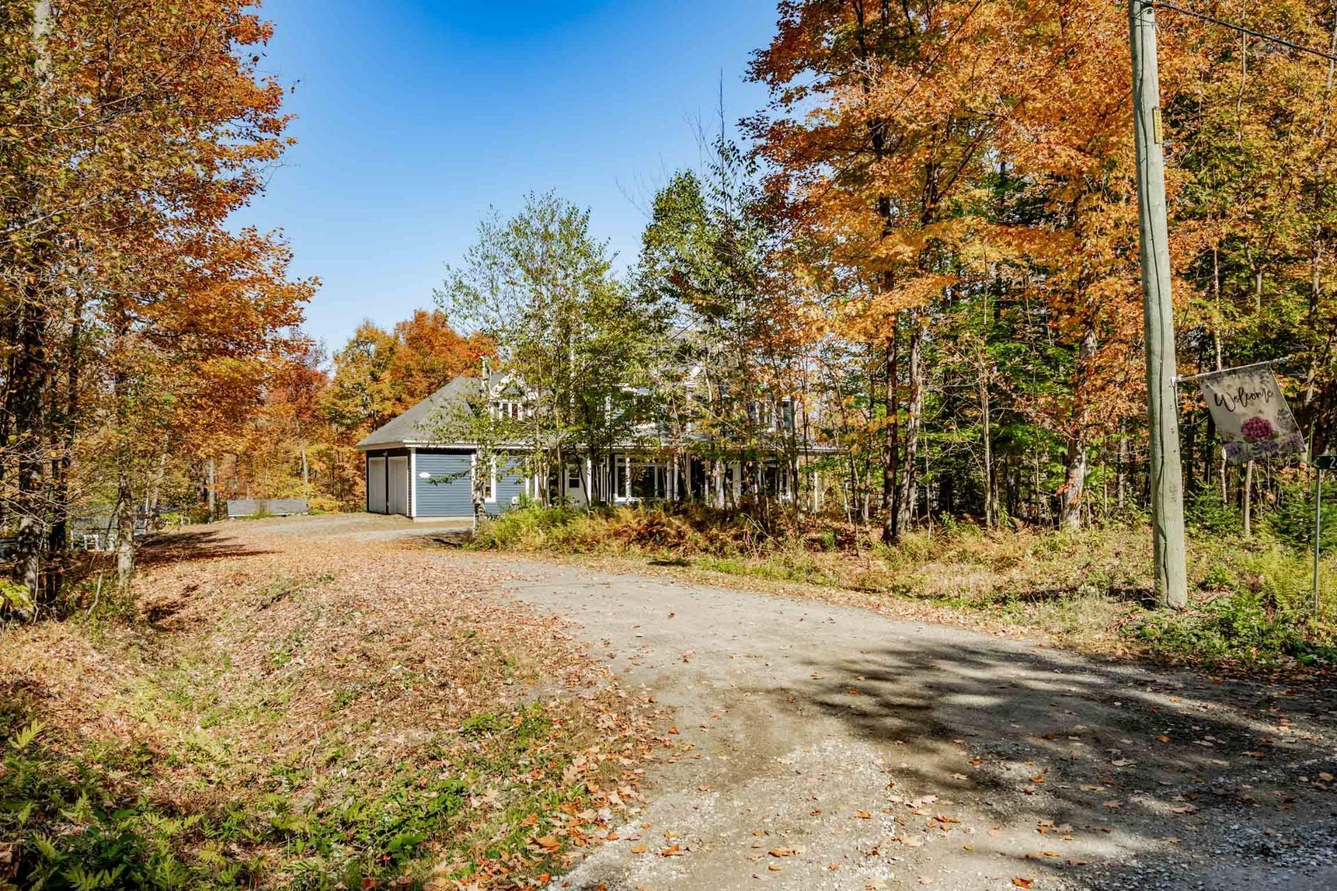 









24


Ch. du Soleil-Levant

,
Bolton-Est,




QC
J0E1G0

