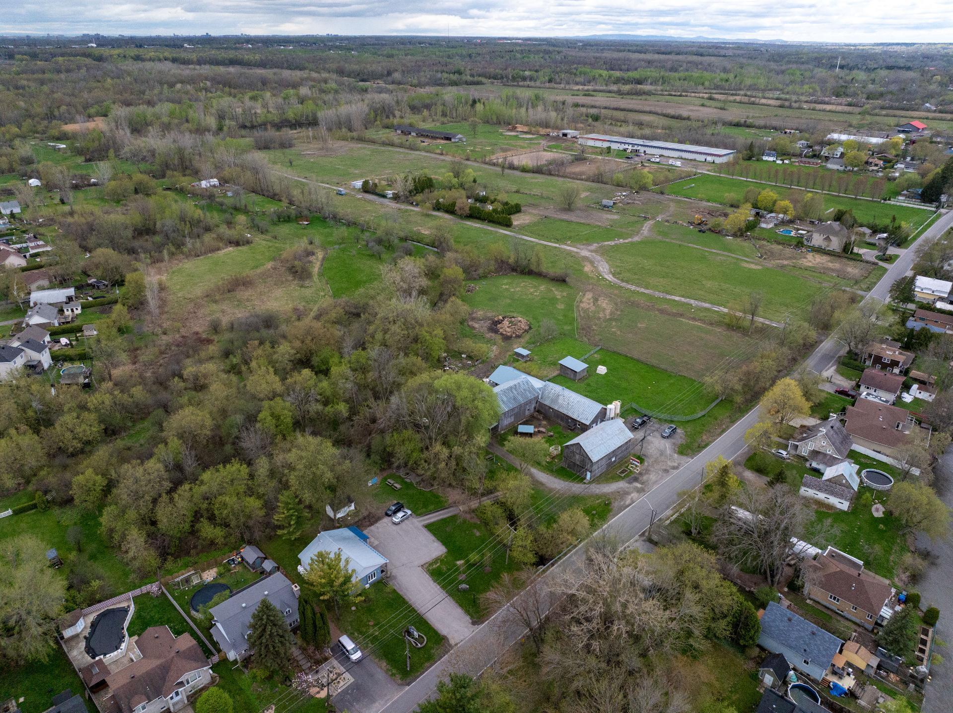 









4700

 - 4740


Boul. des Mille-Îles

,
Laval (Auteuil),




QC
H7J1A1

