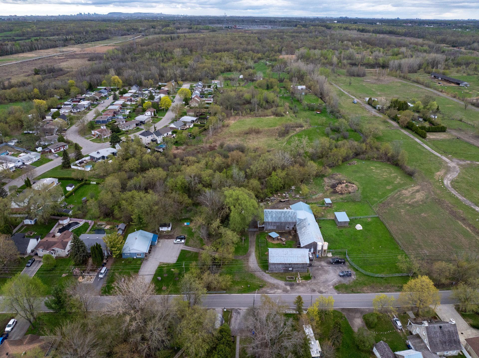 









4700

 - 4740


Boul. des Mille-Îles

,
Laval (Auteuil),




QC
H7J1A1

