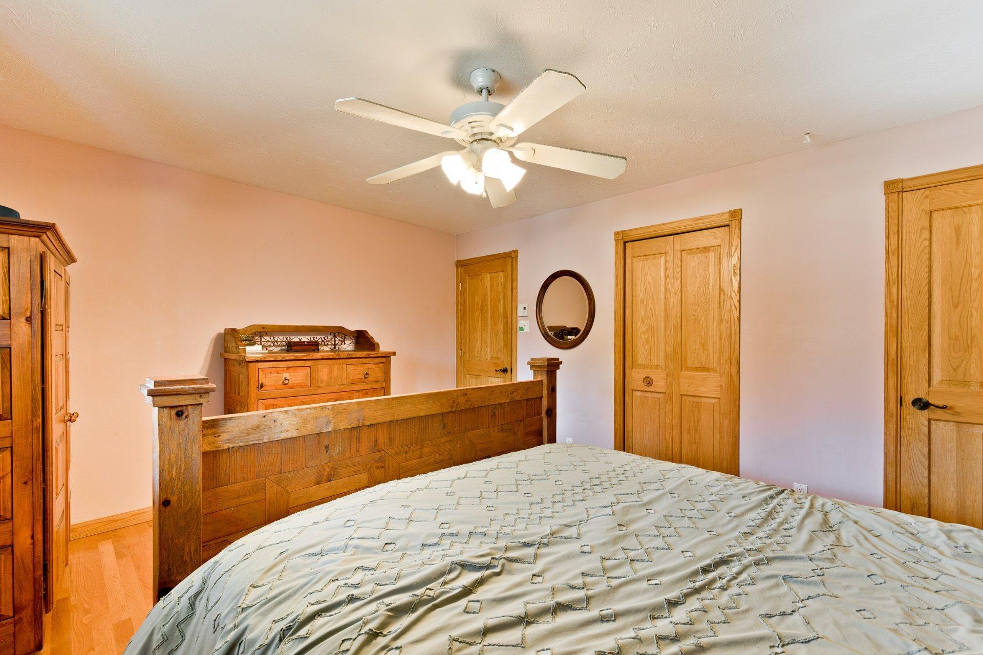 









850


Av. du Parc

,
Sherbrooke (Brompton/Rock Forest/Saint-Élie/Deauville),




QC
J1N3N8

