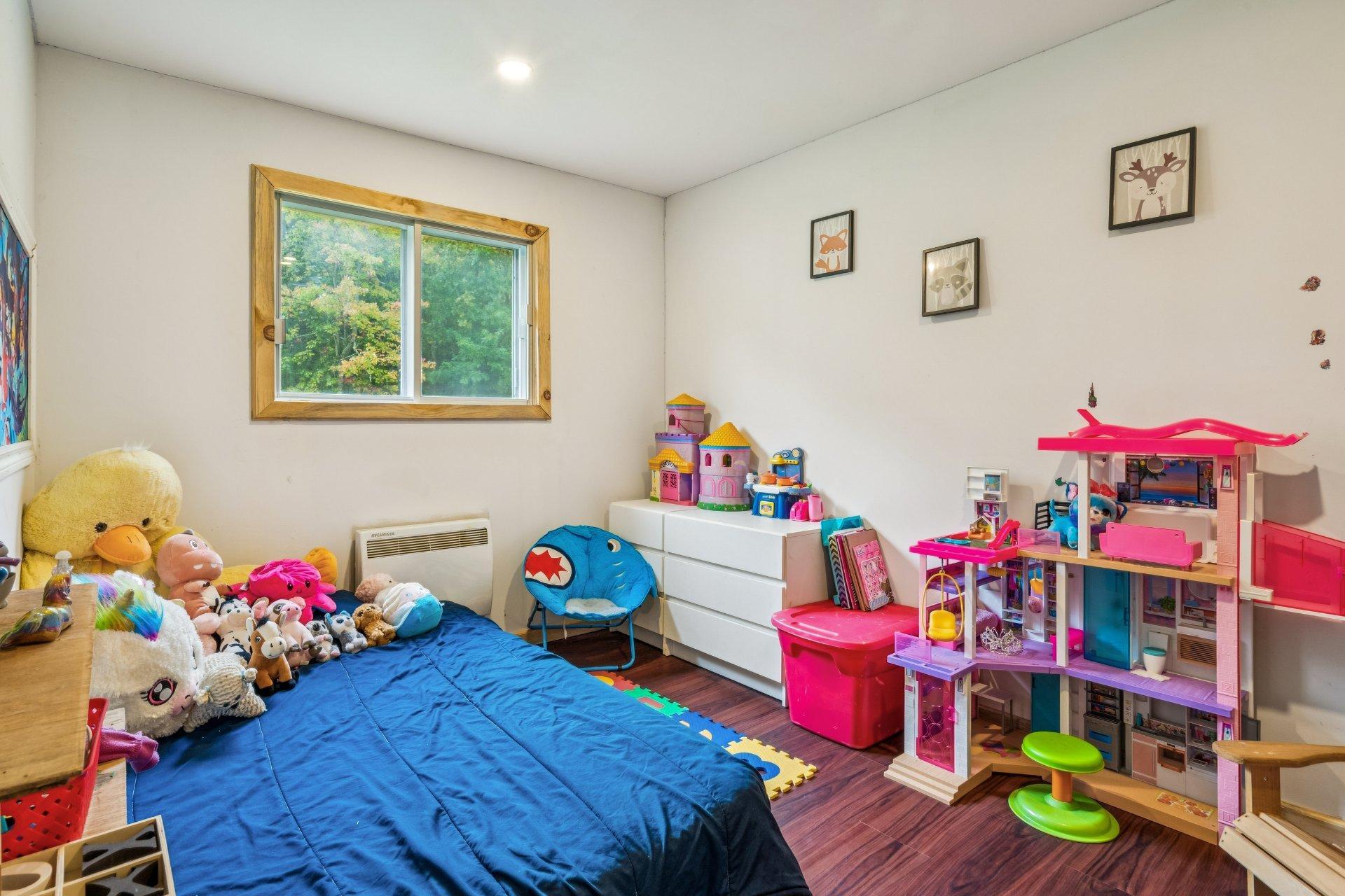 









48


Rue Ginette

,
Noyan,




QC
J0J1B0

