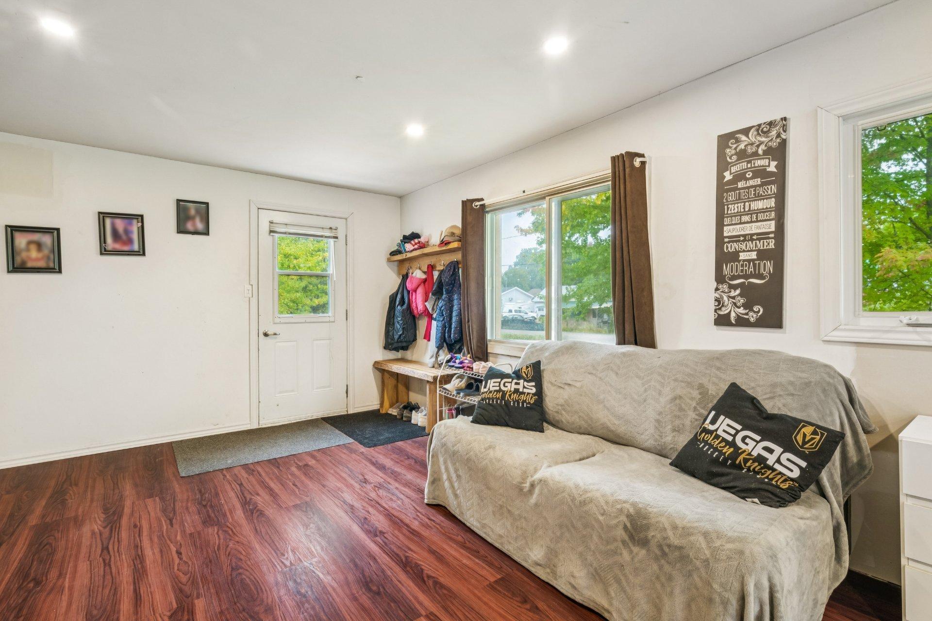 









48


Rue Ginette

,
Noyan,




QC
J0J1B0

