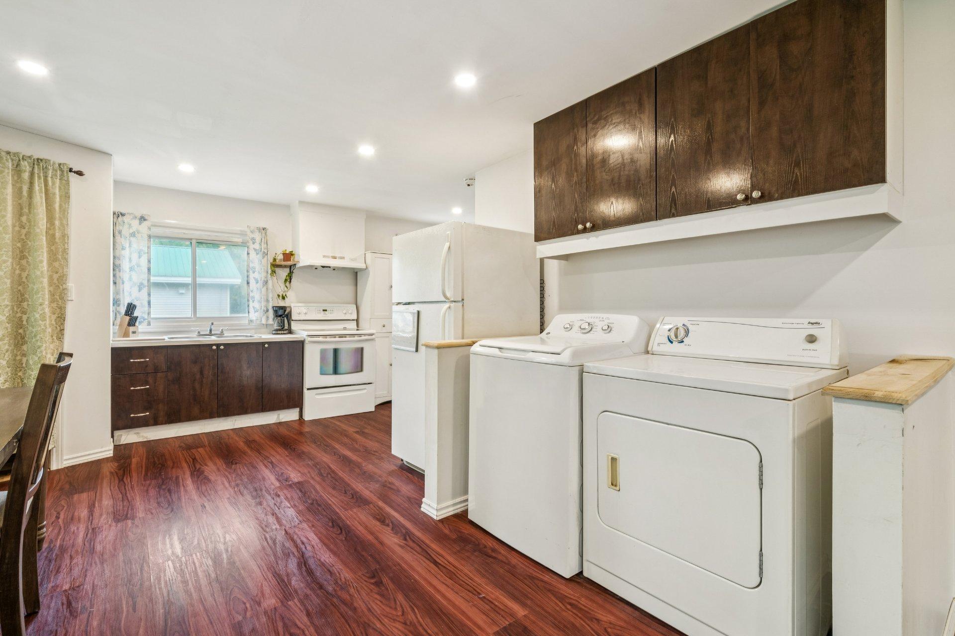 









48


Rue Ginette

,
Noyan,




QC
J0J1B0

