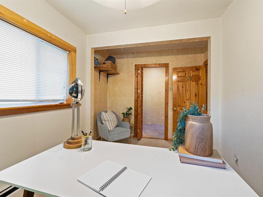 












664 Ketch Harbour Road

,
Portuguese Cove,




NS
B3V 1K2

