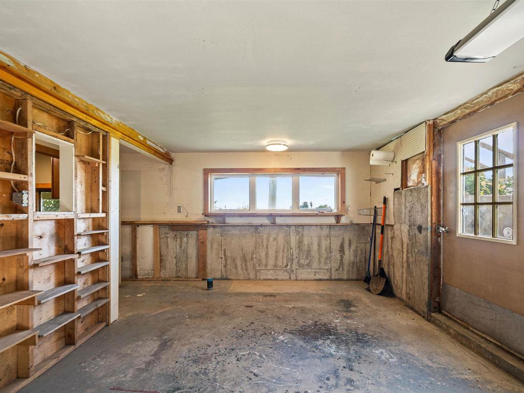 












664 Ketch Harbour Road

,
Portuguese Cove,




NS
B3V 1K2

