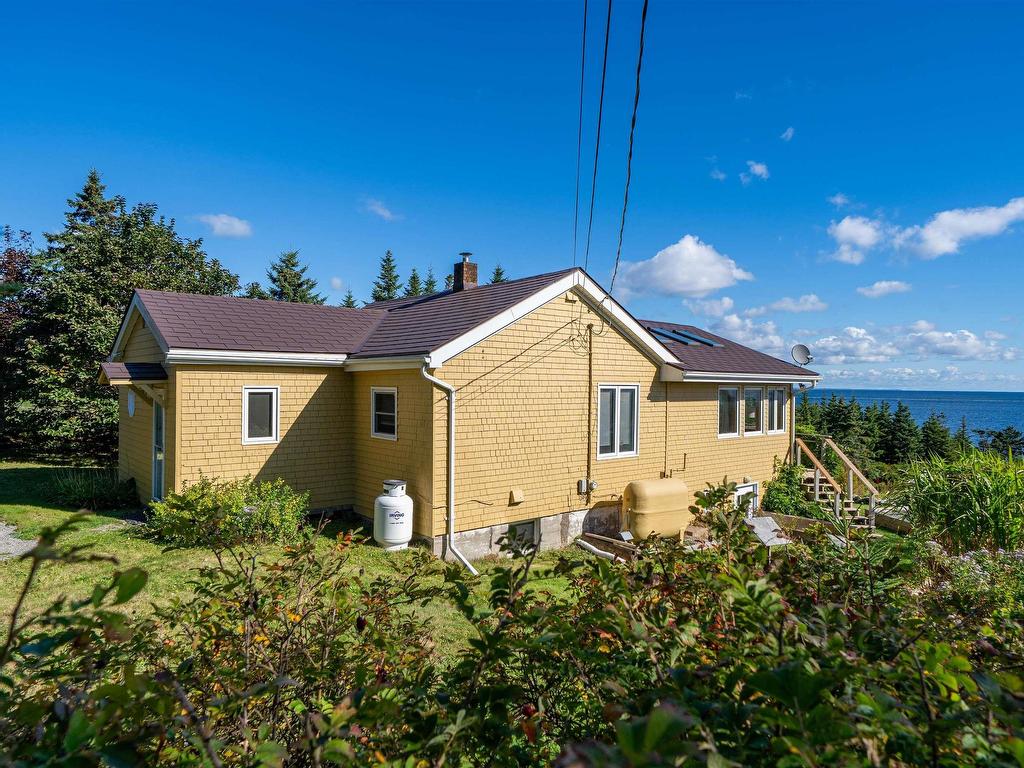 












664 Ketch Harbour Road

,
Portuguese Cove,




NS
B3V 1K2

