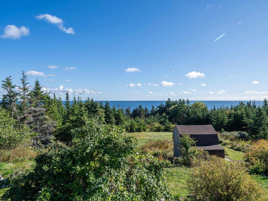 












664 Ketch Harbour Road

,
Portuguese Cove,




NS
B3V 1K2

