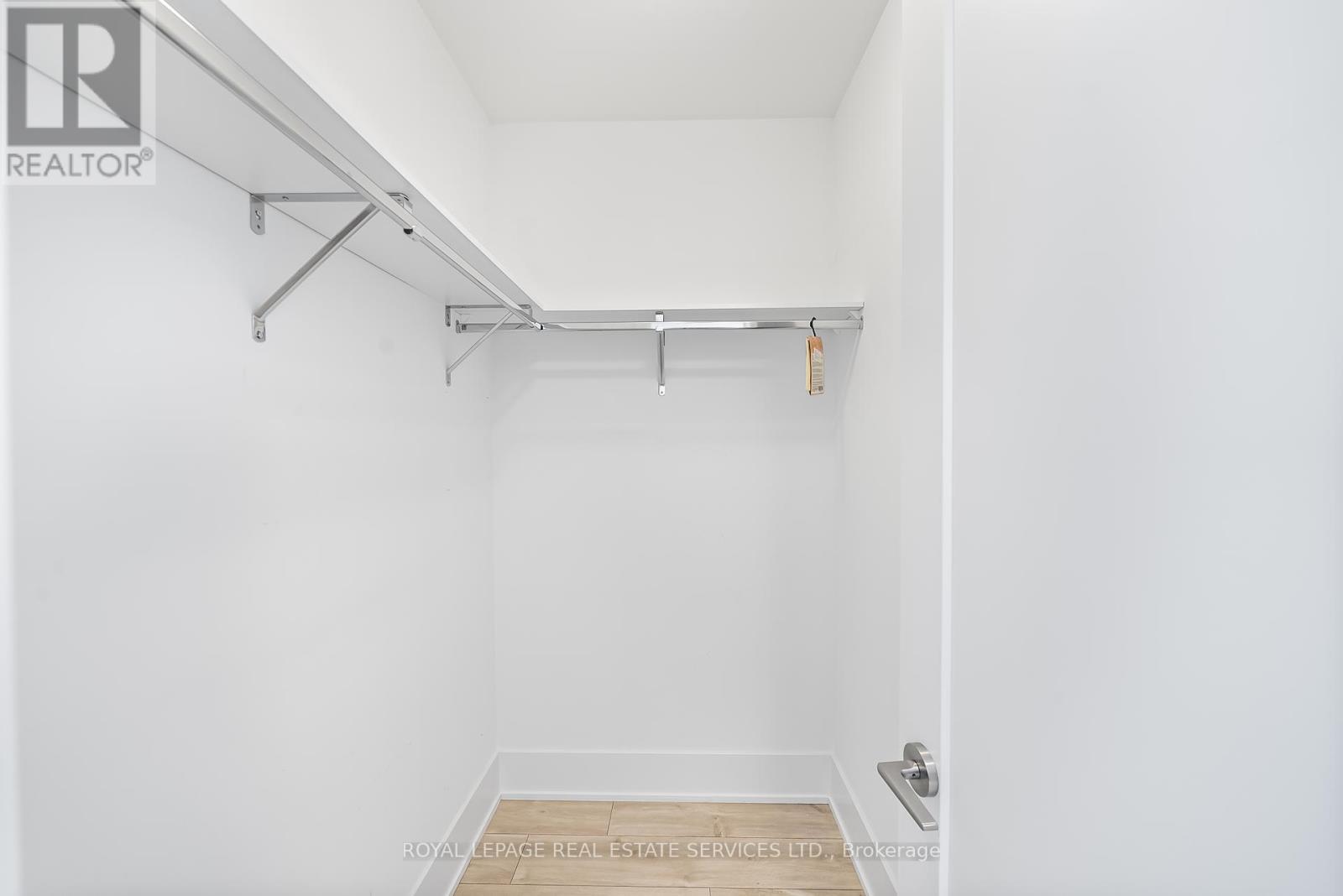 












922 - 118 MERCHANTS' WHARF

,
Toronto,




Ontario
M5A0L3

