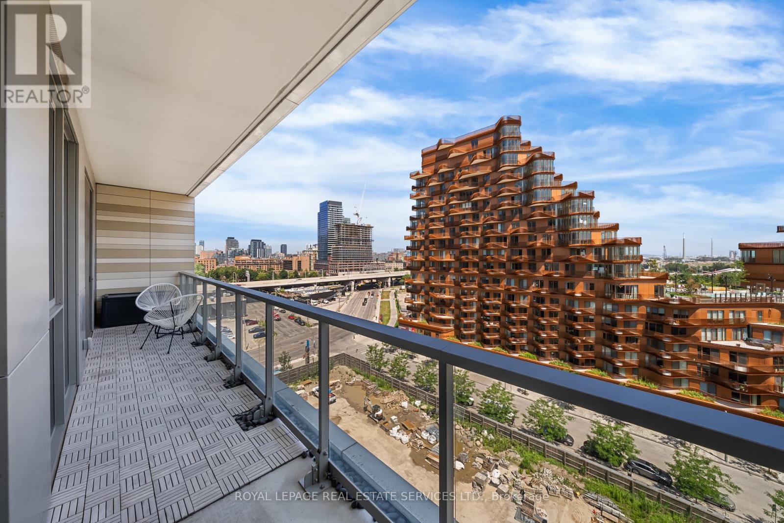 












922 - 118 MERCHANTS' WHARF

,
Toronto,




Ontario
M5A0L3

