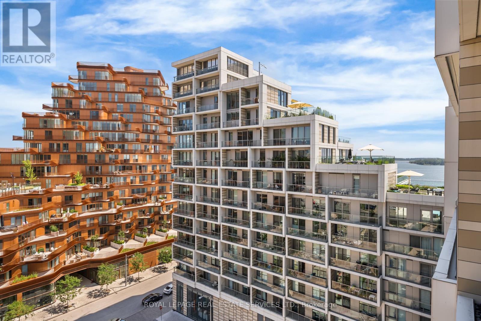 












922 - 118 MERCHANTS' WHARF

,
Toronto,




Ontario
M5A0L3

