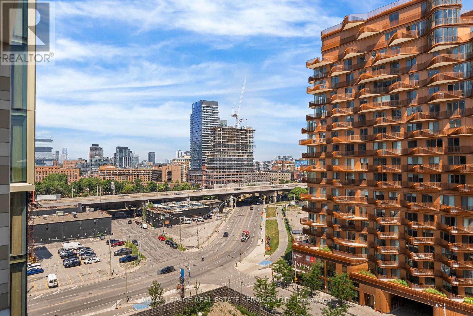 












922 - 118 MERCHANTS' WHARF

,
Toronto,




Ontario
M5A0L3

