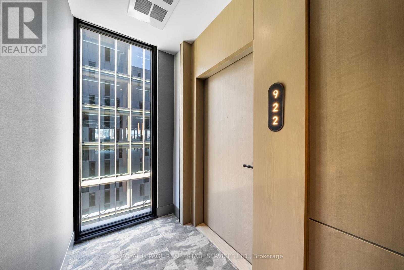 












922 - 118 MERCHANTS' WHARF

,
Toronto,




Ontario
M5A0L3

