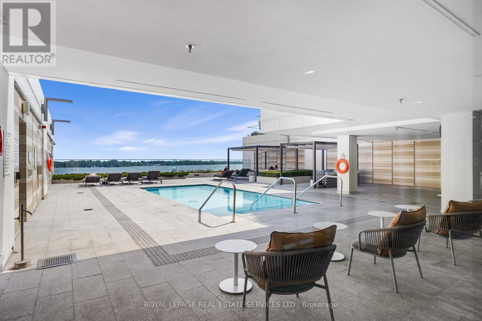 












922 - 118 MERCHANTS' WHARF

,
Toronto,




Ontario
M5A0L3

